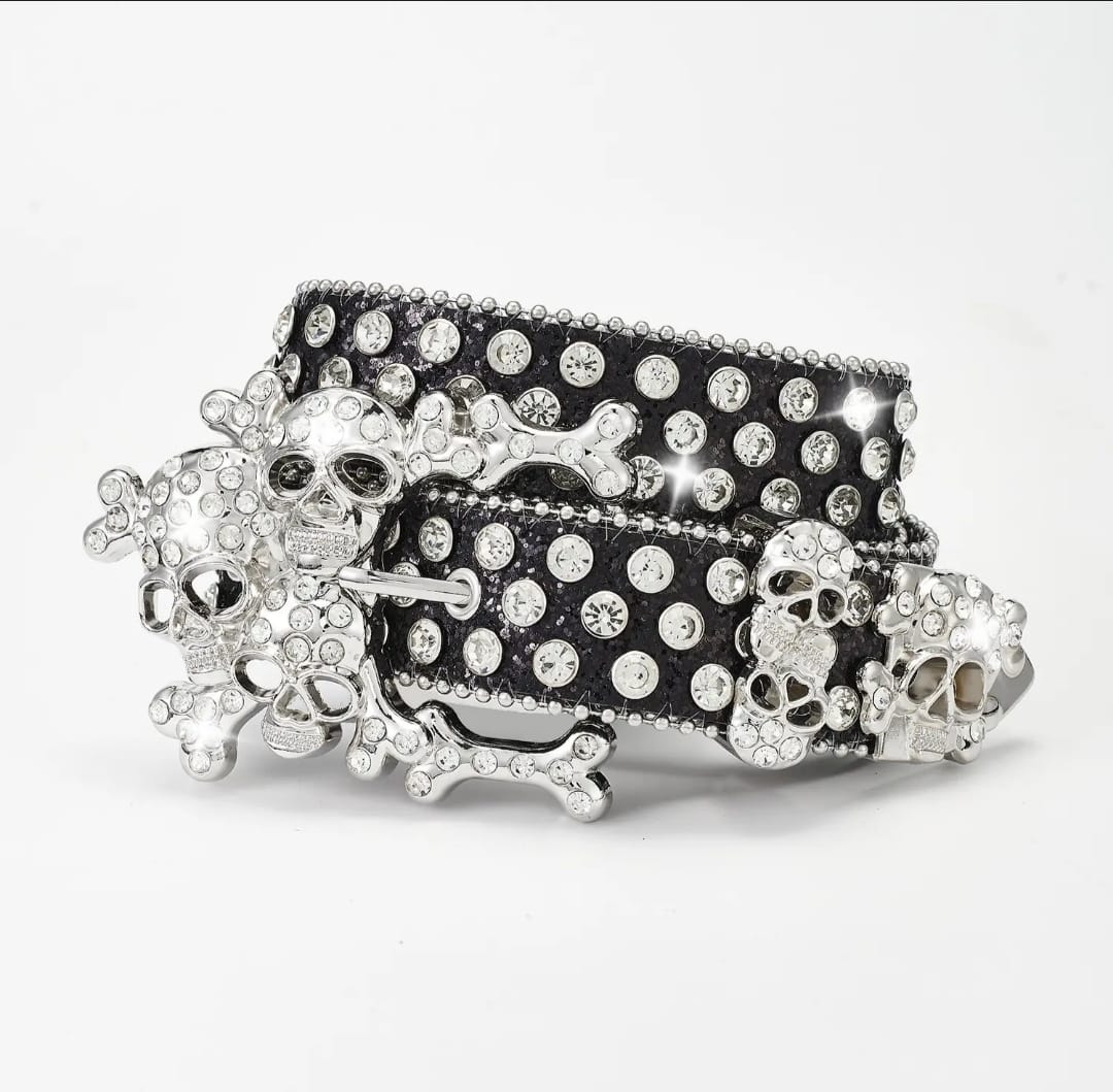 High Quality Casual Fashion Belt with Custom Rivet Design New Metal Alloy for Buckle Customizable New And best price range